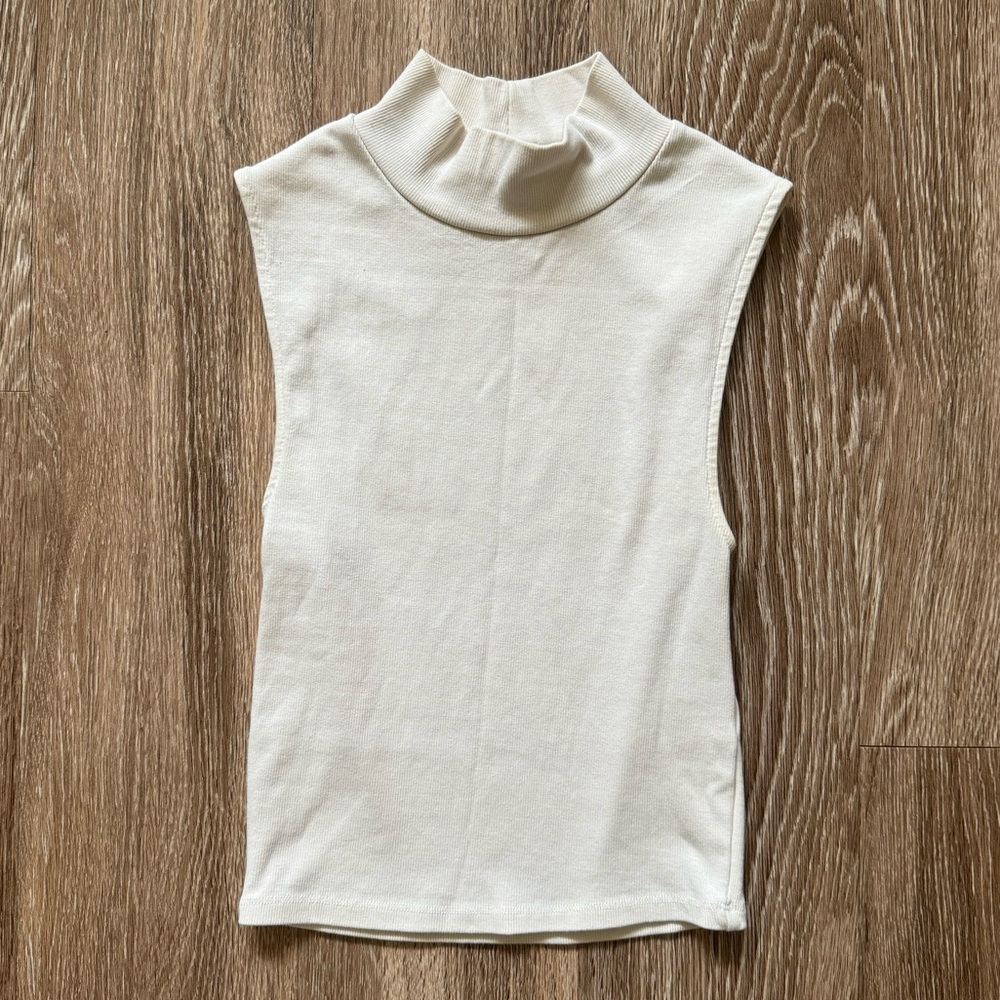 Sleeveless High Collar Top